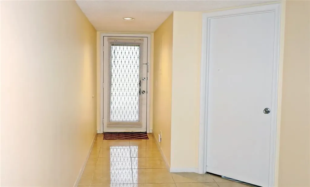 1110 SW 125th Avenue Pembroke Pines FL 33027
