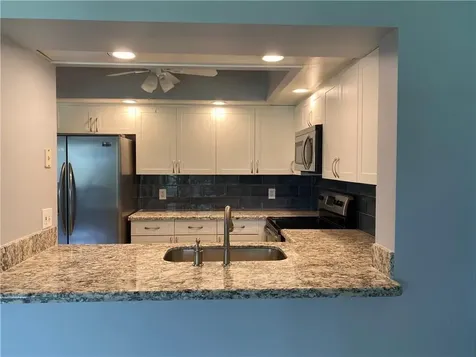 1110 SW 125th Avenue Pembroke Pines FL 33027