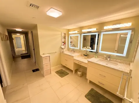 100 Lakeshore Drive North Palm Beach FL 33408