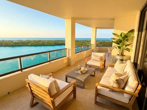 100 Lakeshore Drive North Palm Beach FL 33408