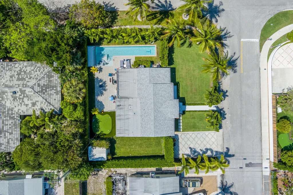 8001 Arlington Place West Palm Beach FL 33405