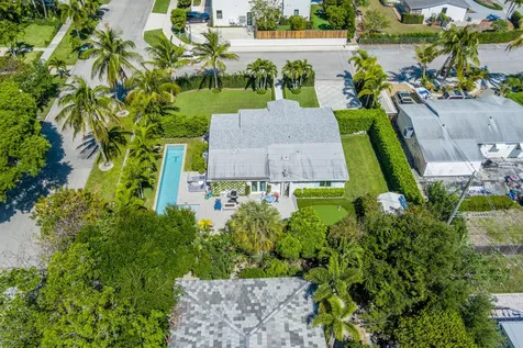 8001 Arlington Place West Palm Beach FL 33405