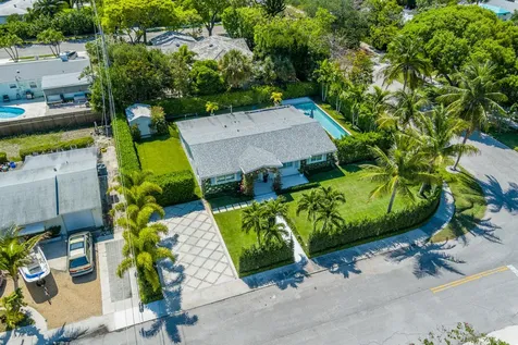8001 Arlington Place West Palm Beach FL 33405