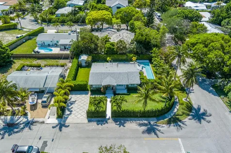 8001 Arlington Place West Palm Beach FL 33405