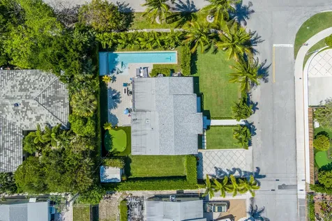 8001 Arlington Place West Palm Beach FL 33405