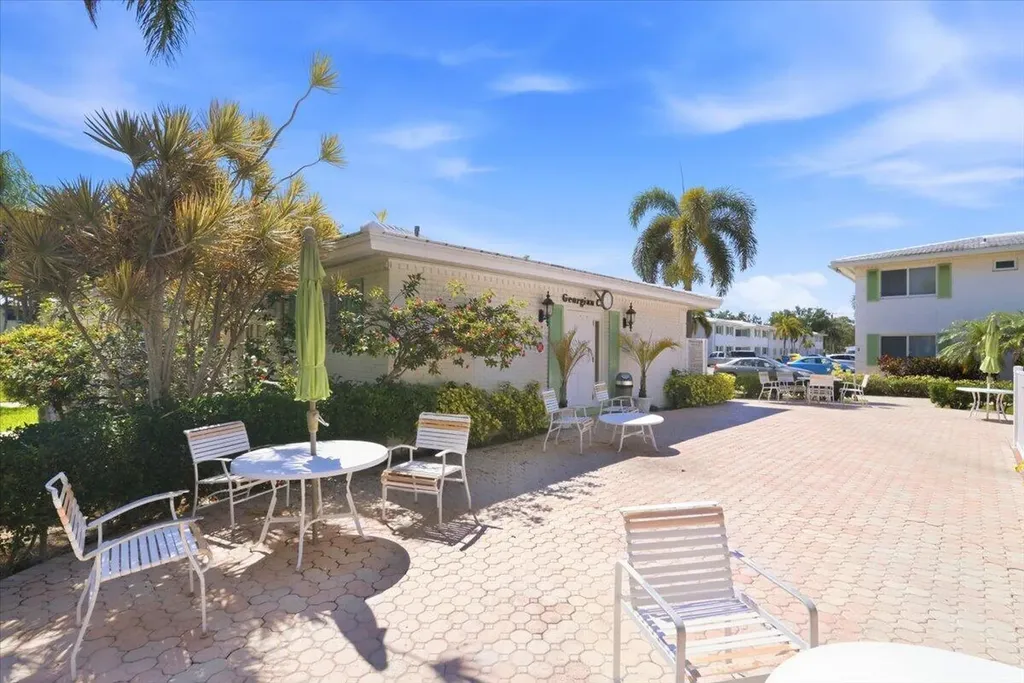 6261 NE 19th Avenue Fort Lauderdale FL 33308
