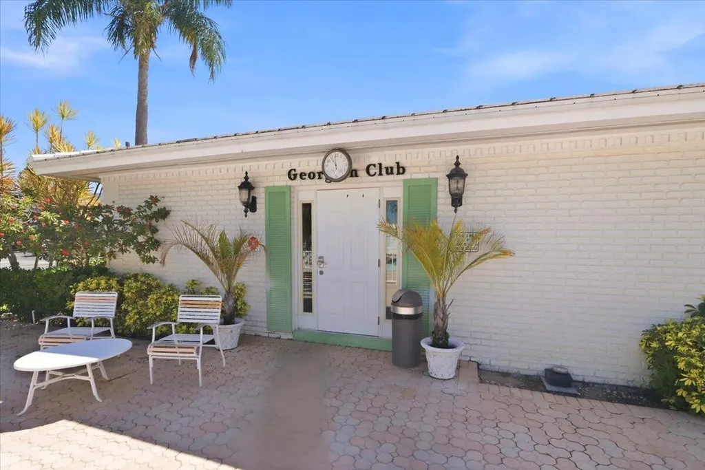 6261 NE 19th Avenue Fort Lauderdale FL 33308