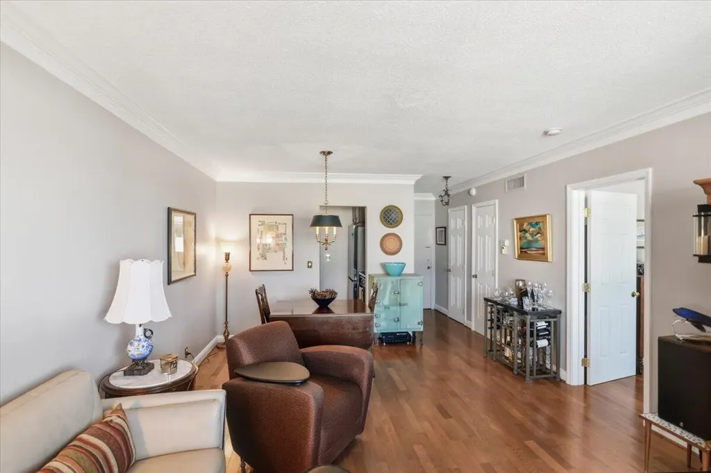 6261 NE 19th Avenue Fort Lauderdale FL 33308
