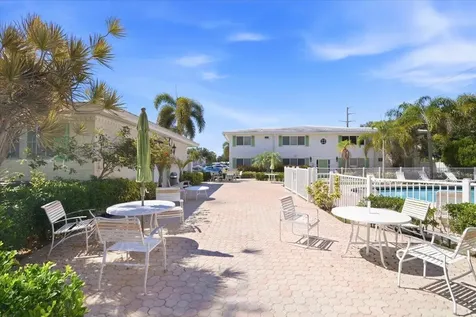 6261 NE 19th Avenue Fort Lauderdale FL 33308