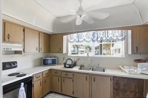 6261 NE 19th Avenue Fort Lauderdale FL 33308