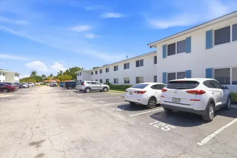 6261 NE 19th Avenue Fort Lauderdale FL 33308