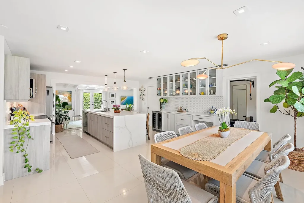 8001 Arlington Place West Palm Beach FL 33405
