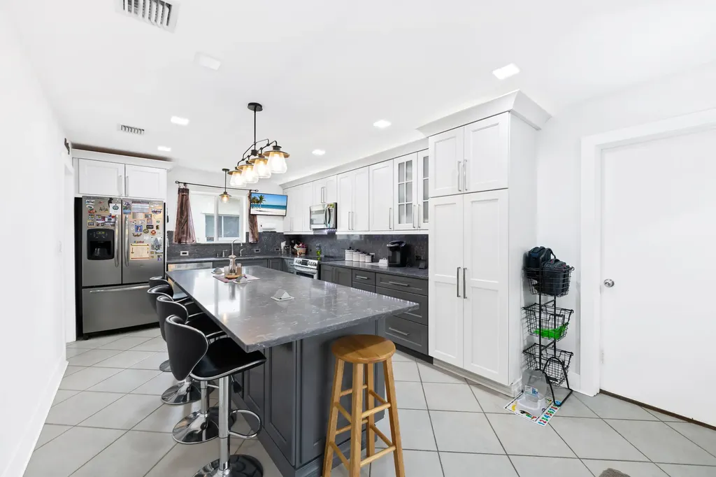 1340 SW 56th Avenue Plantation FL 33317