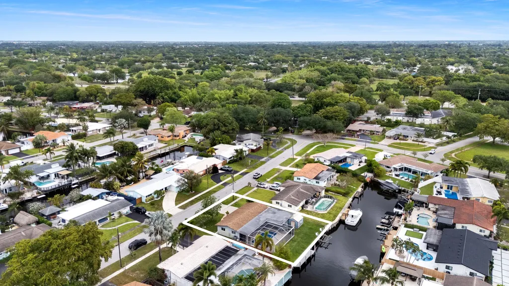 1340 SW 56th Avenue Plantation FL 33317