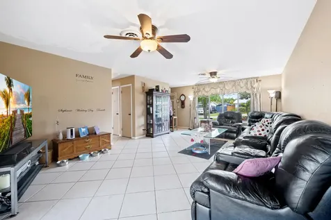 1340 SW 56th Avenue Plantation FL 33317