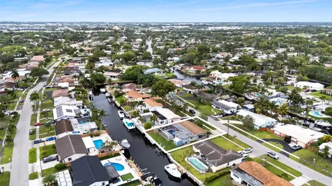 1340 SW 56th Avenue Plantation FL 33317
