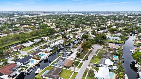 1340 SW 56th Avenue Plantation FL 33317