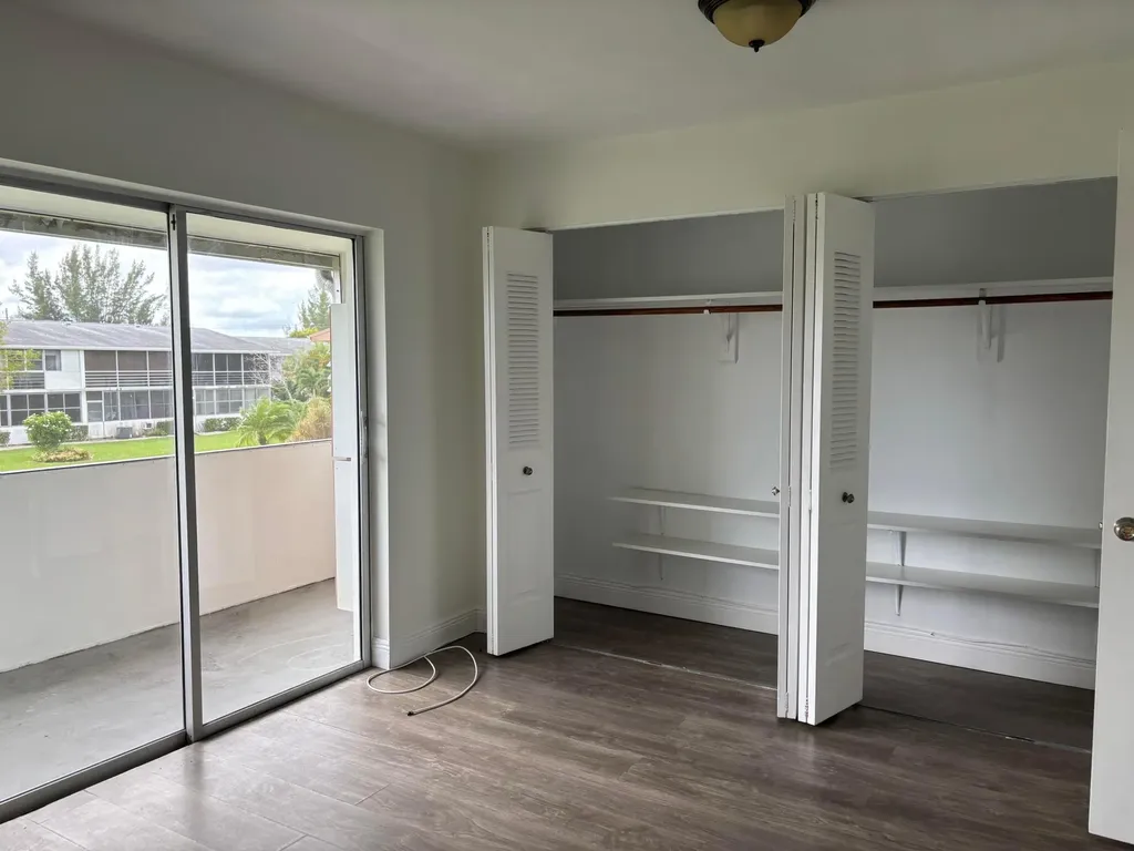 218 Windsor J West Palm Beach FL 33417