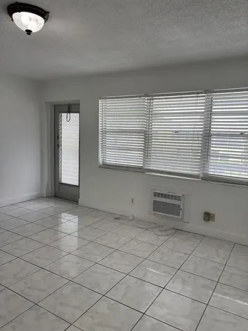 218 Windsor J West Palm Beach FL 33417