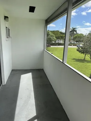 218 Windsor J West Palm Beach FL 33417