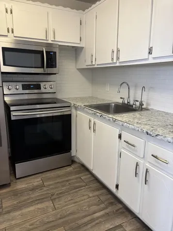218 Windsor J West Palm Beach FL 33417