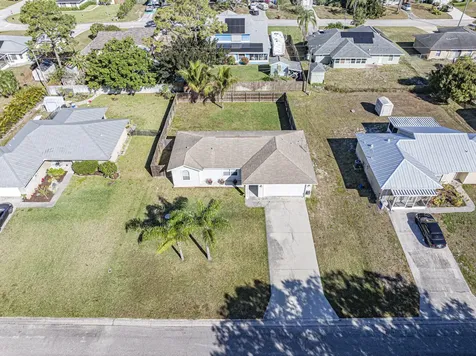 756 SW 18th Place Place SW Vero Beach FL 32962