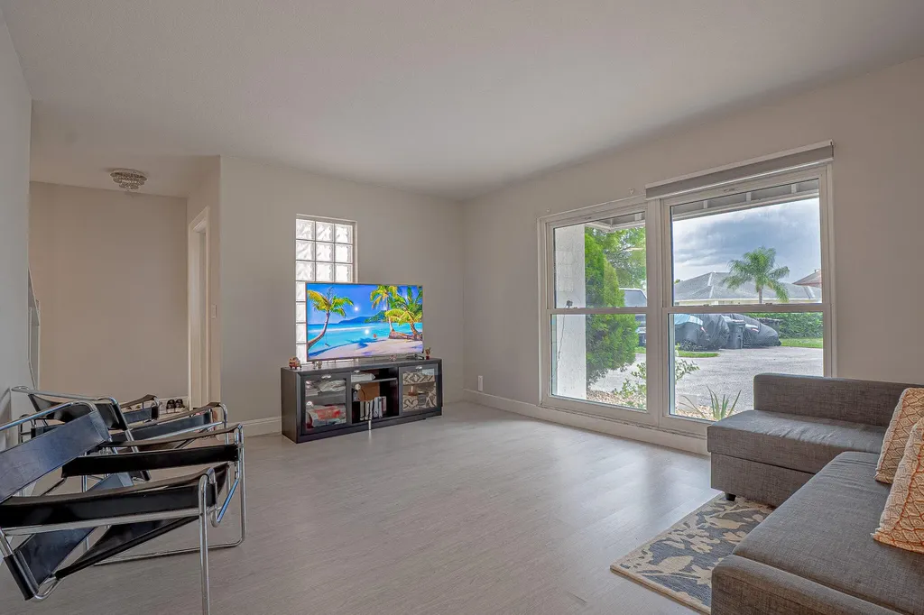 1155 The 12th Wellington FL 33414