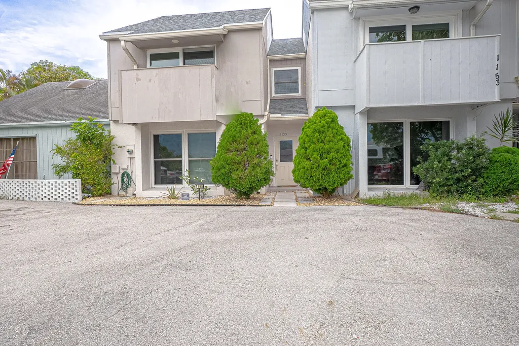 1155 The 12th Wellington FL 33414