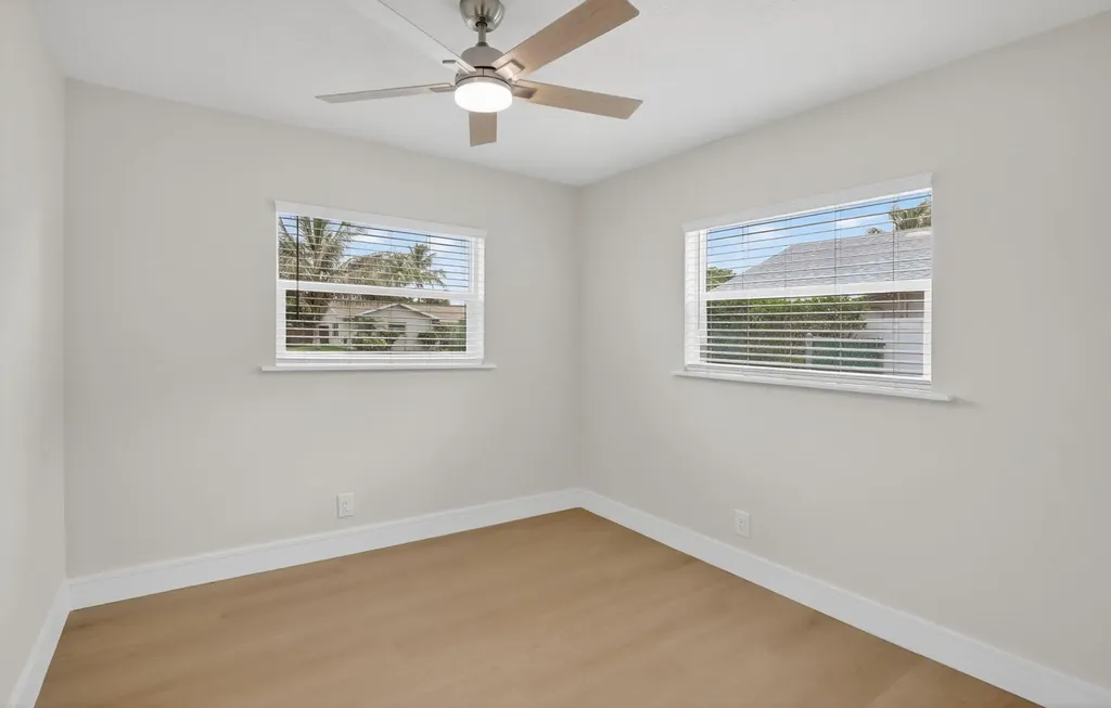 8241 NW 48th Street Lauderhill FL 33351