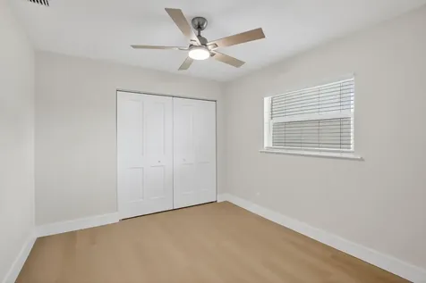 8241 NW 48th Street Lauderhill FL 33351