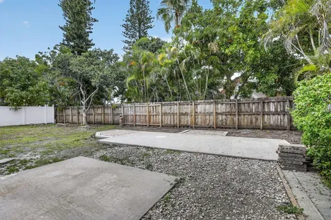 8241 NW 48th Street Lauderhill FL 33351