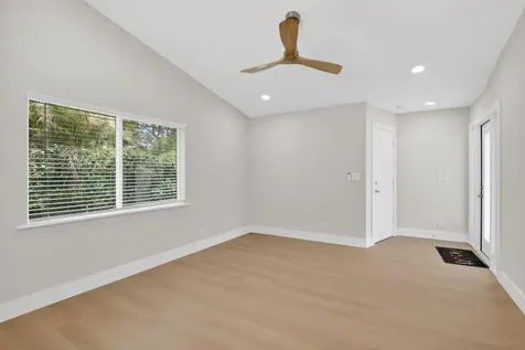8241 NW 48th Street Lauderhill FL 33351