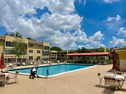 5980 NW 64th Avenue Tamarac FL 33319