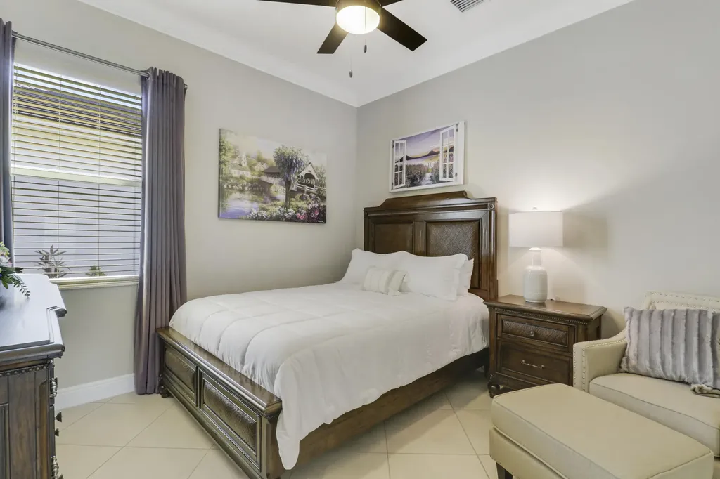 9247 SW Miracoli Way Port St Lucie FL 34987
