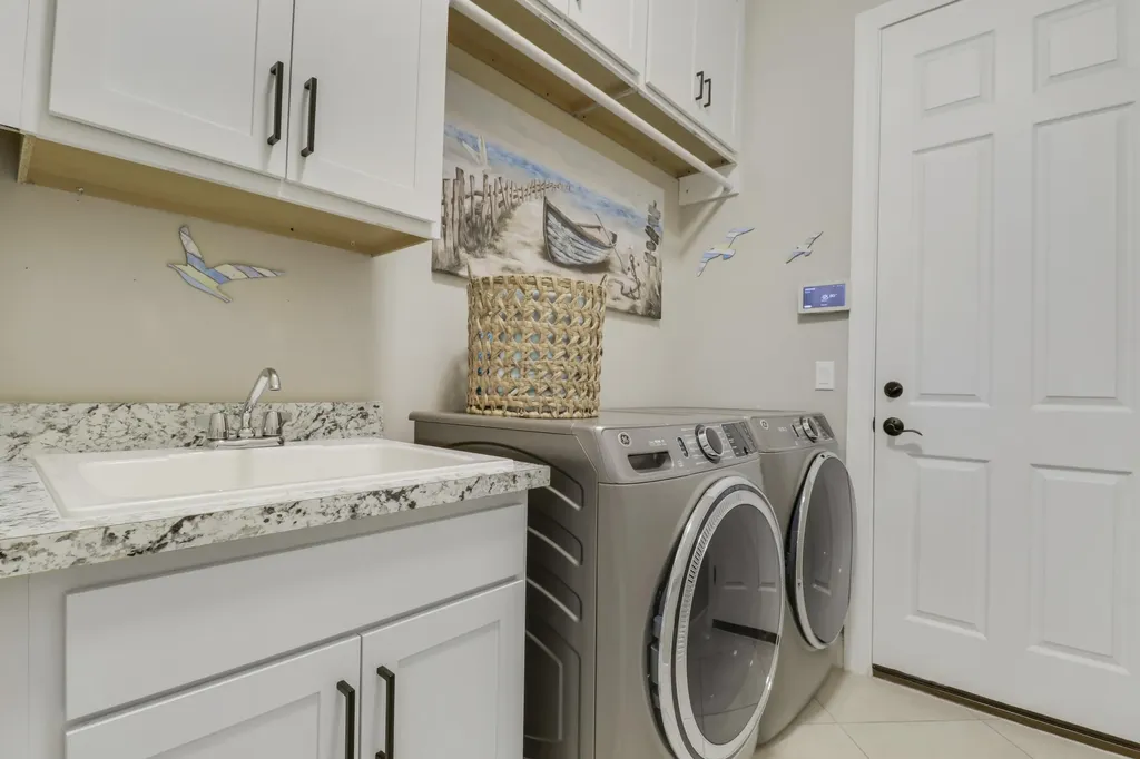 9247 SW Miracoli Way Port St Lucie FL 34987