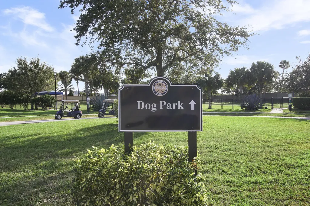 9247 SW Miracoli Way Port St Lucie FL 34987