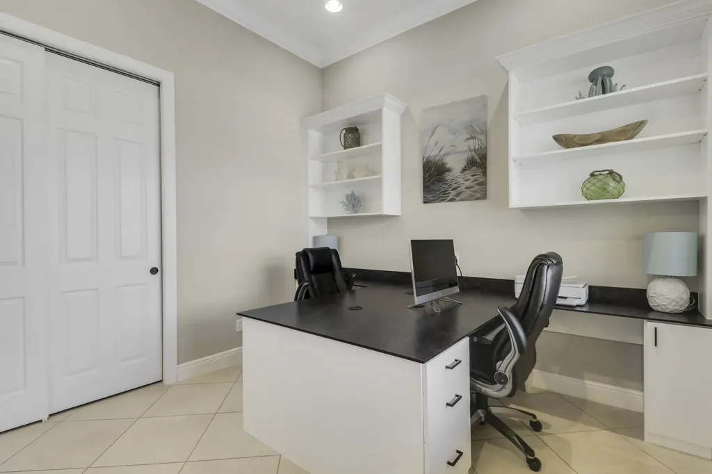 9247 SW Miracoli Way Port St Lucie FL 34987