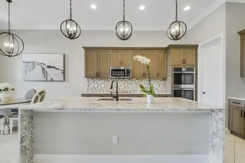 9247 SW Miracoli Way Port St Lucie FL 34987