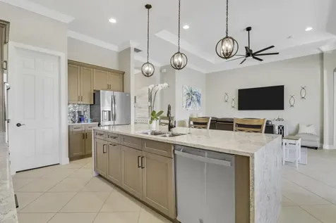 9247 SW Miracoli Way Port St Lucie FL 34987