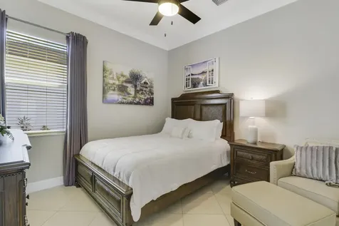 9247 SW Miracoli Way Port St Lucie FL 34987