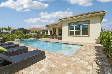 9247 SW Miracoli Way Port St Lucie FL 34987
