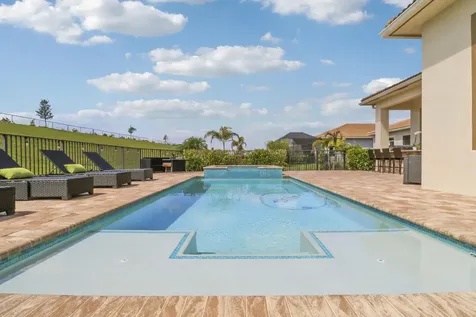 9247 SW Miracoli Way Port St Lucie FL 34987