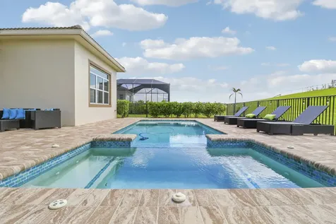 9247 SW Miracoli Way Port St Lucie FL 34987