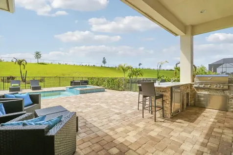 9247 SW Miracoli Way Port St Lucie FL 34987