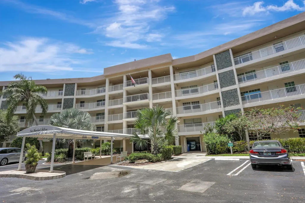 3505 Oaks Way Pompano Beach FL 33069