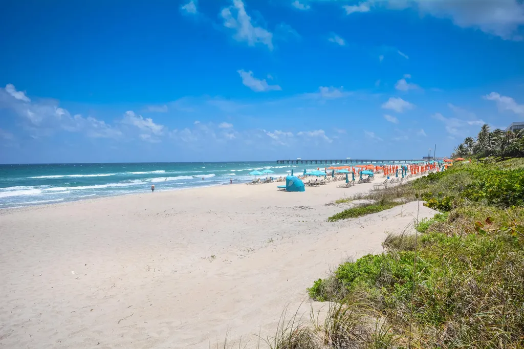 2780 S Ocean Boulevard Palm Beach FL 33480