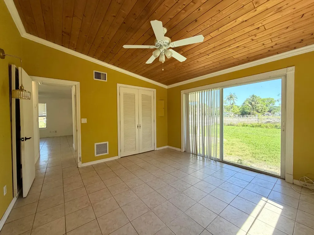 4905 Williams Road Palm Beach Gardens FL 33418