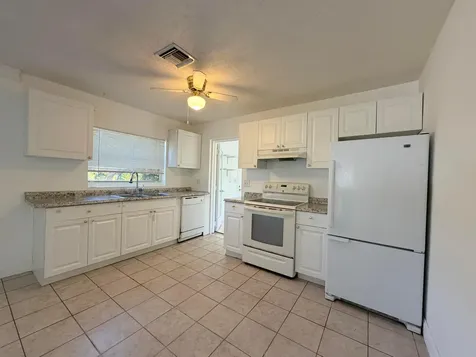 4905 Williams Road Palm Beach Gardens FL 33418