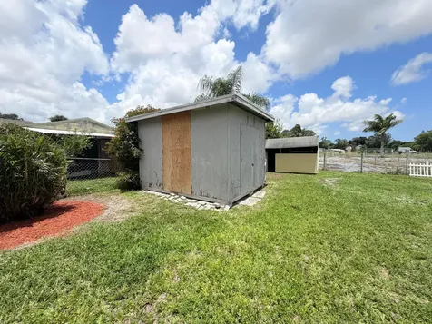 4905 Williams Road Palm Beach Gardens FL 33418
