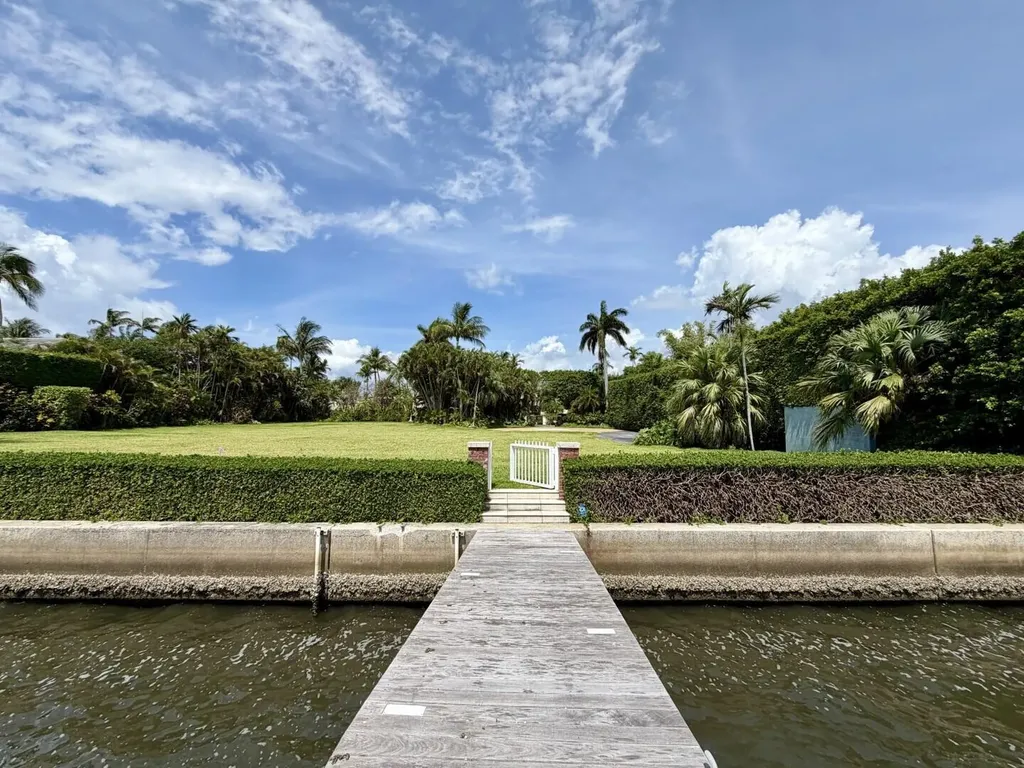 690 Island Drive Palm Beach FL 33480